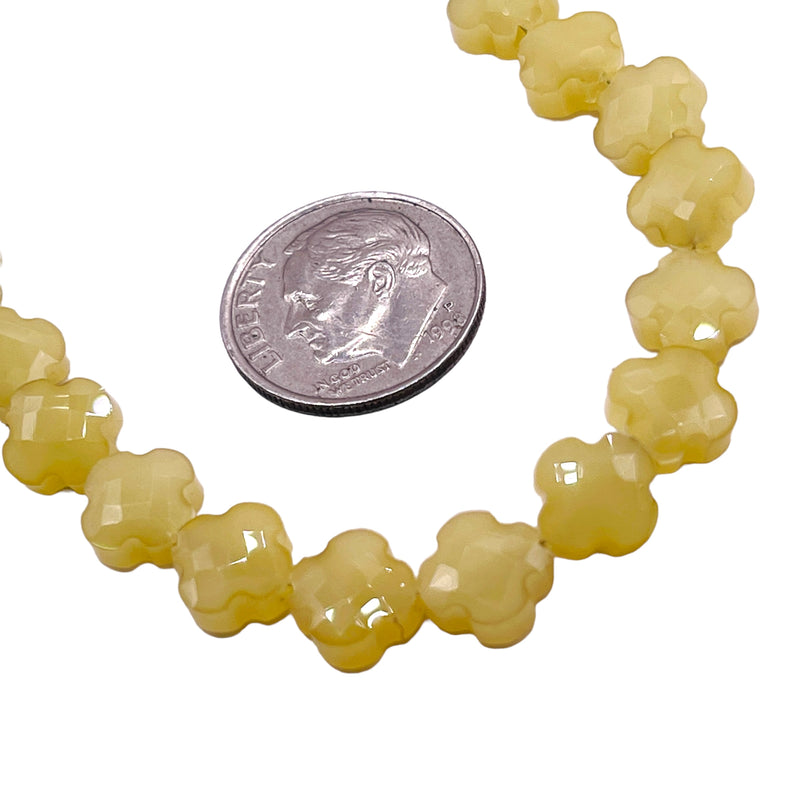 8mm Clover Glass Crystal Lt. Yellow Jade